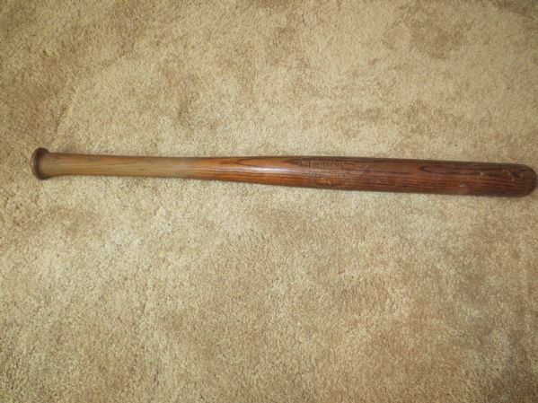 1897-1905 J.F. Hillerich & Son baseball bat 32 heavy