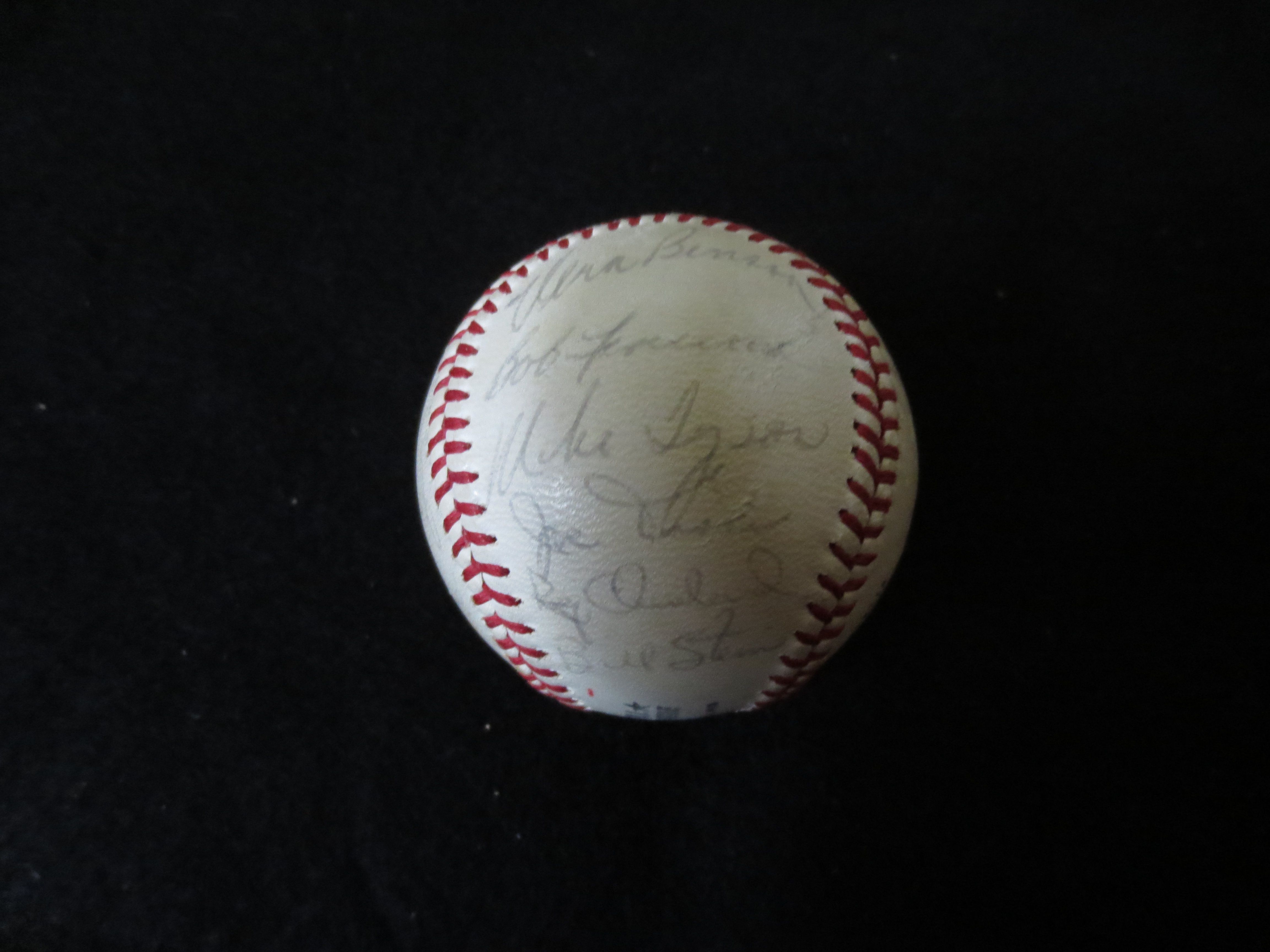 Lot Detail - 1972 or 1973 St. Louis Cardinals Team Signed Baseball Brock, Red Schiendienst, Carbo