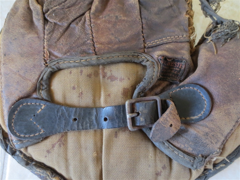 Circa 1910 Winchester Catchers baseball mitt glove with cloth label!