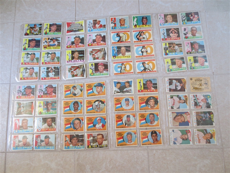 (267) 1960 Topps Baseball Cards  Very nice condition!
