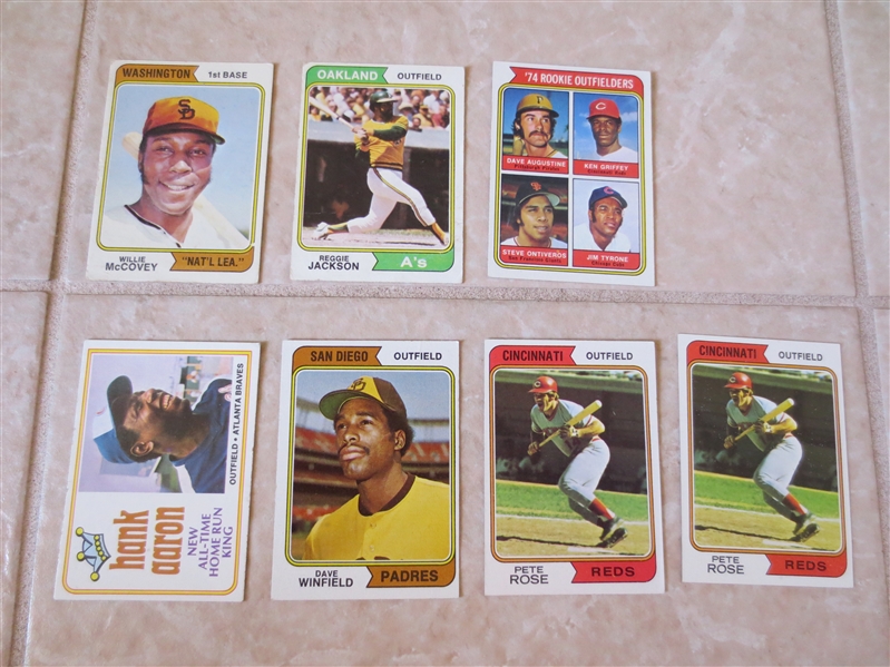 (750) 1974 Topps Baseball cards with Dave Winfield, (2) Rose, Aaron, Reggie, McCovey Nat'l League