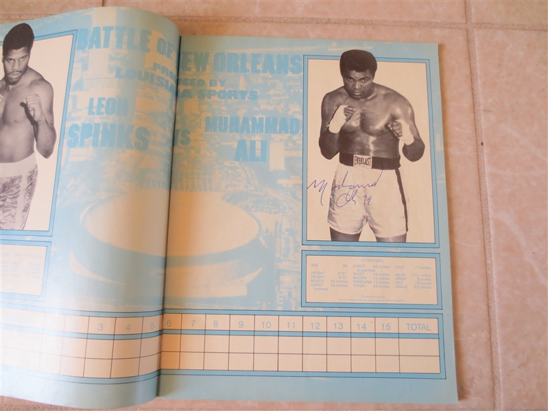 Autographed Leon Spinks 1978 Spinks vs. Ali Battle of New Orleans boxing program