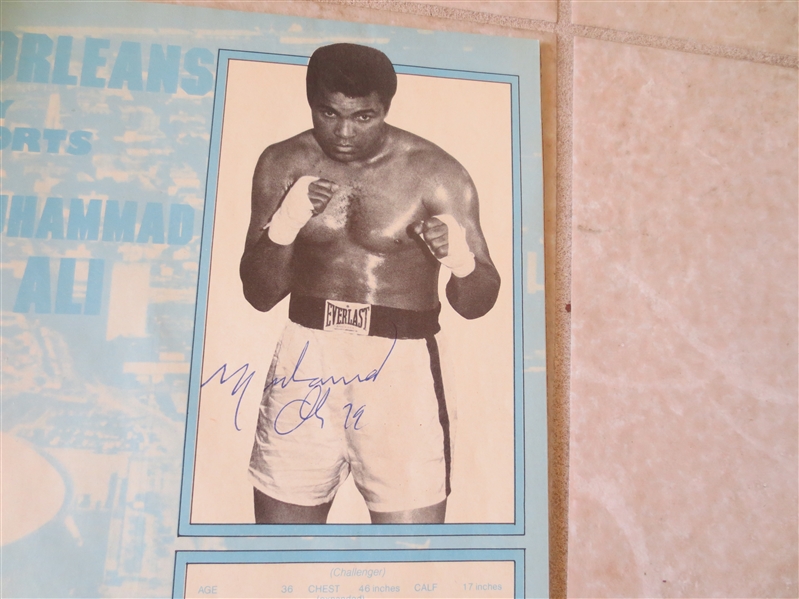 Autographed Leon Spinks 1978 Spinks vs. Ali Battle of New Orleans boxing program