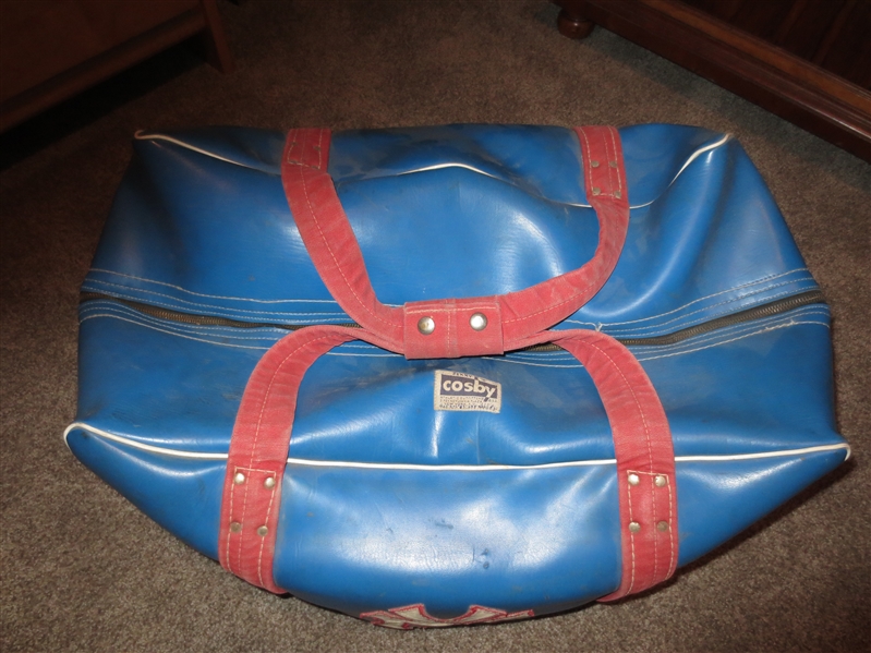 1970's New York Knicks Luggage Carry Bag  unknown player  made by Cosby  NEAT!