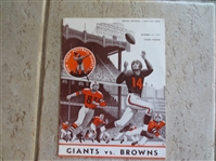 1957 Cleveland Browns at New York Giants Football Program  Jim Brown, Gifford, Webster, Robustelli, Groza